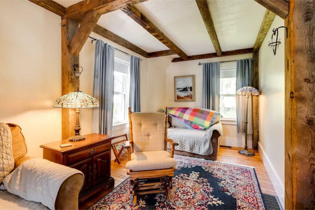 Photo of Bedroom in Pittsburg