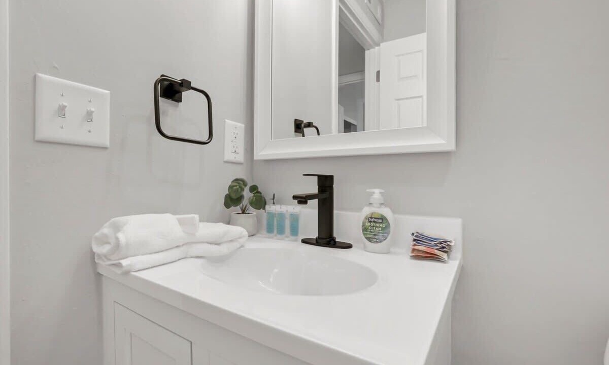 Photo of Bathroom in Downtown Columbus