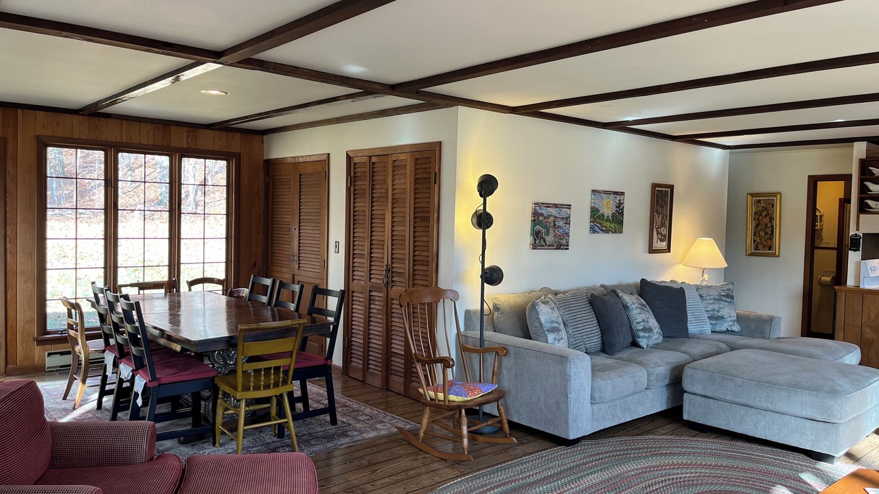 Photo of Livingroom in Johnsburg