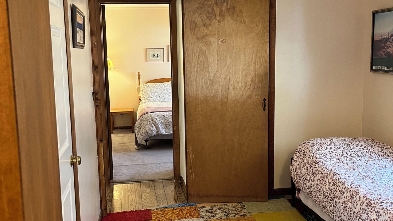 Photo of Bedroom in Johnsburg