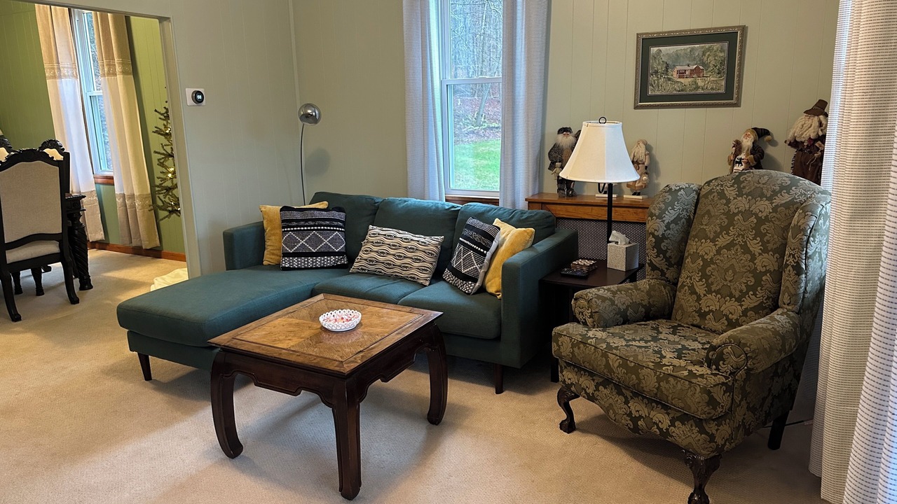 Photo of Livingroom in Spangler
