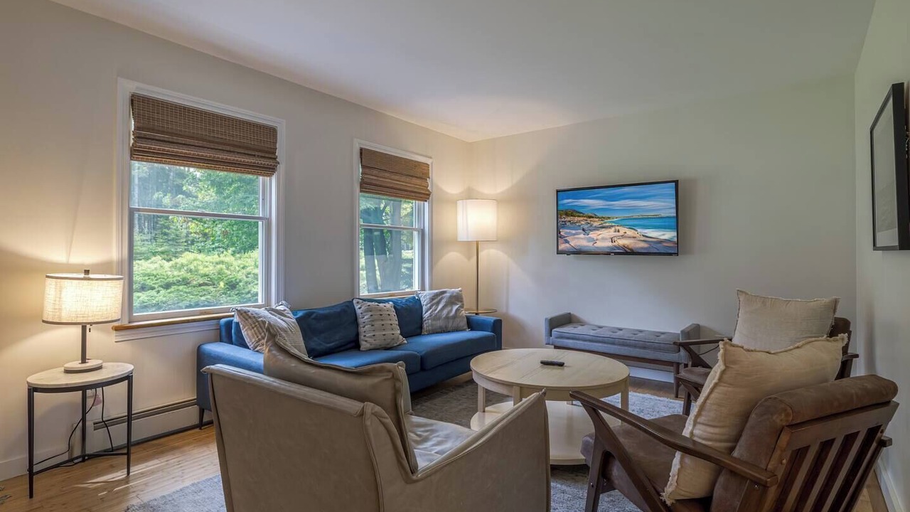 Photo of Livingroom in Bass Harbor