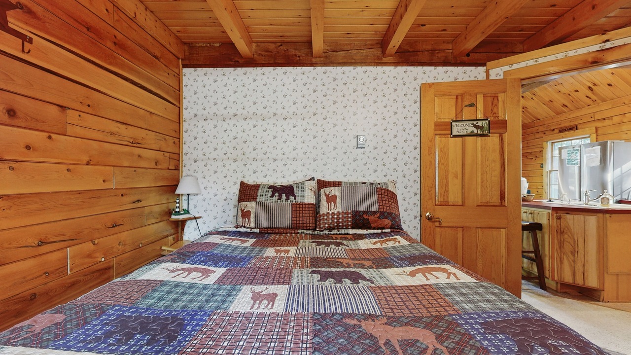 Photo of Bedroom in Beaver Cove