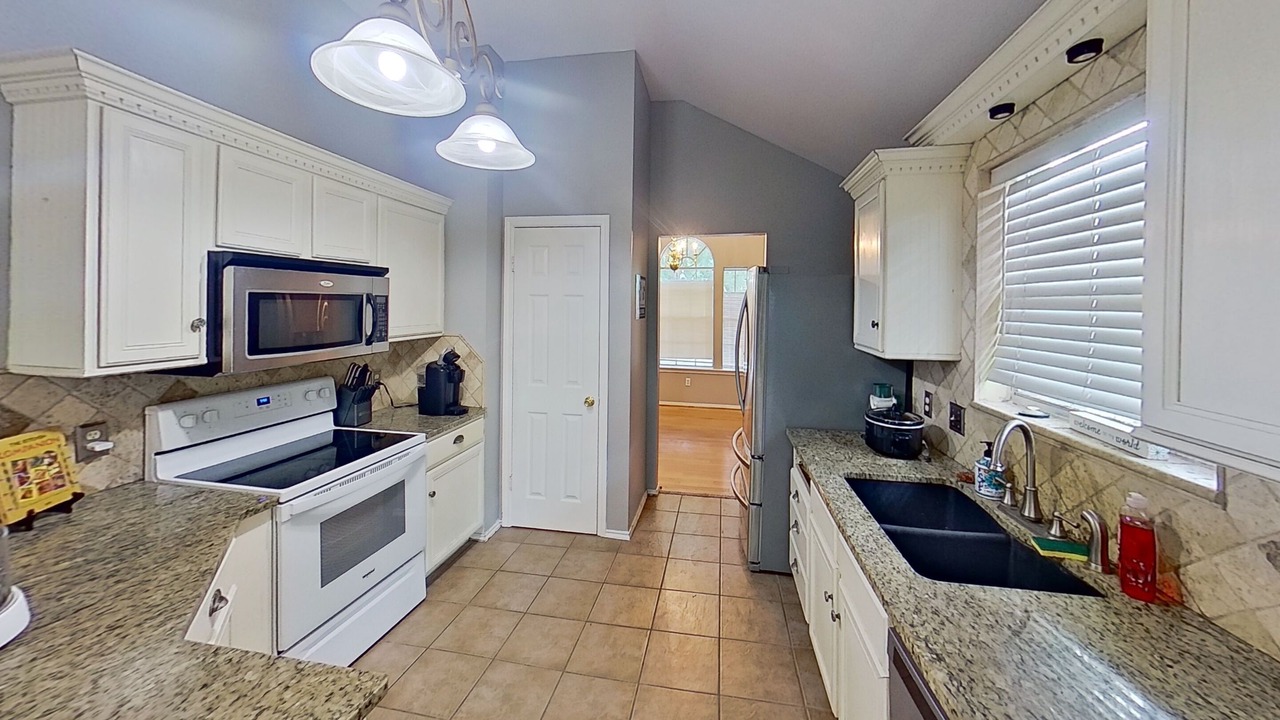 Photo of Kitchen in South Side