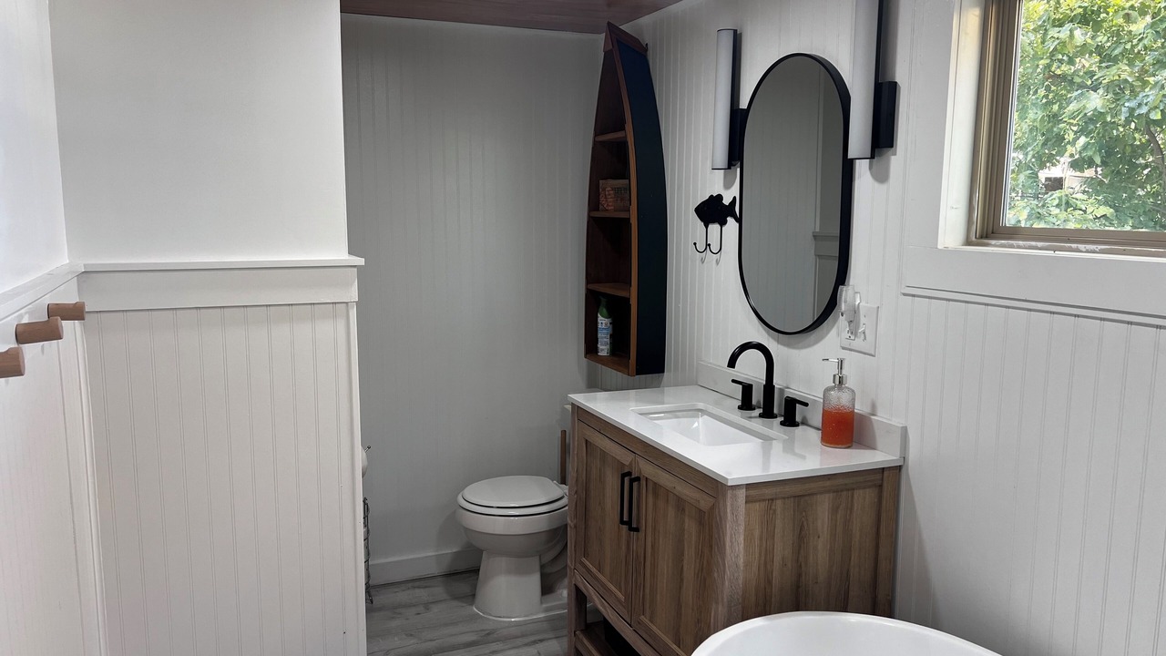 Photo of Bathroom in Cookson