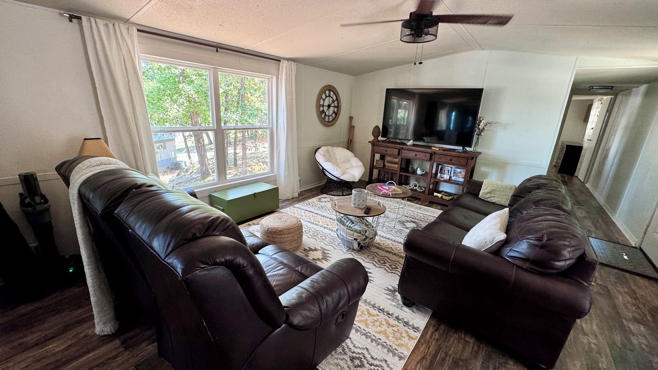 Photo of Livingroom in Cookson