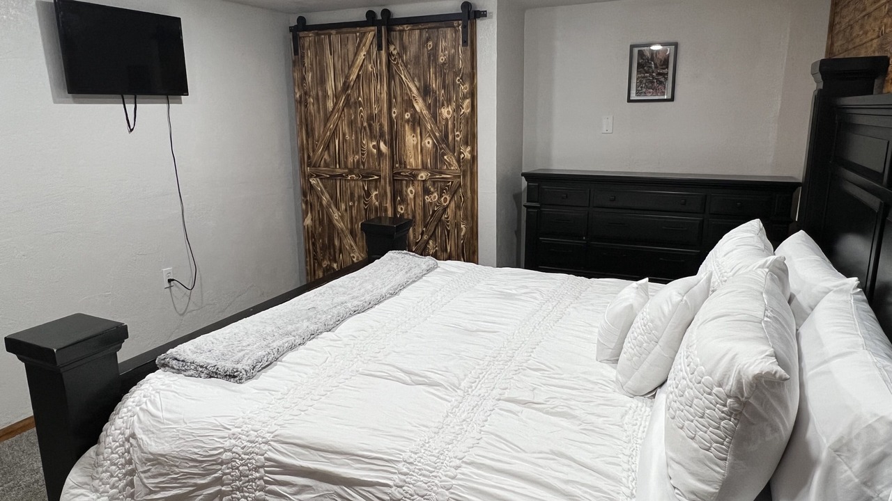 Photo of Bedroom in Glendale
