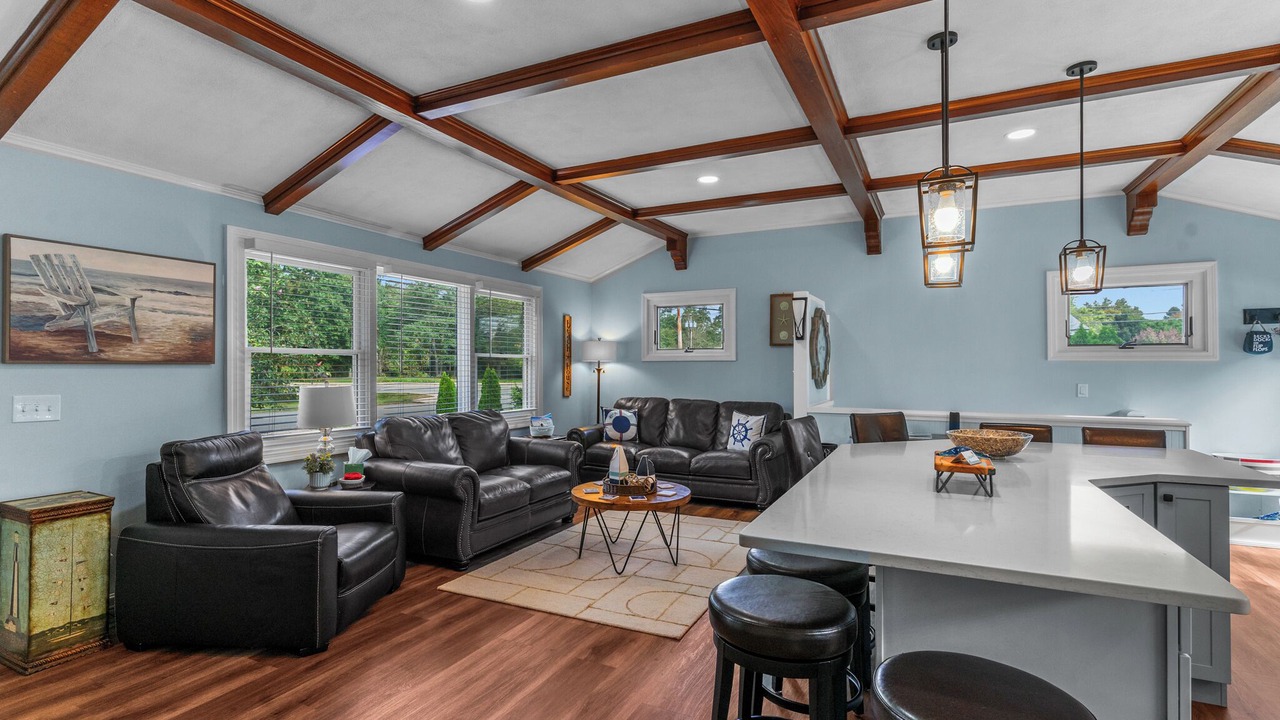 Photo of Livingroom in Narragansett Pier