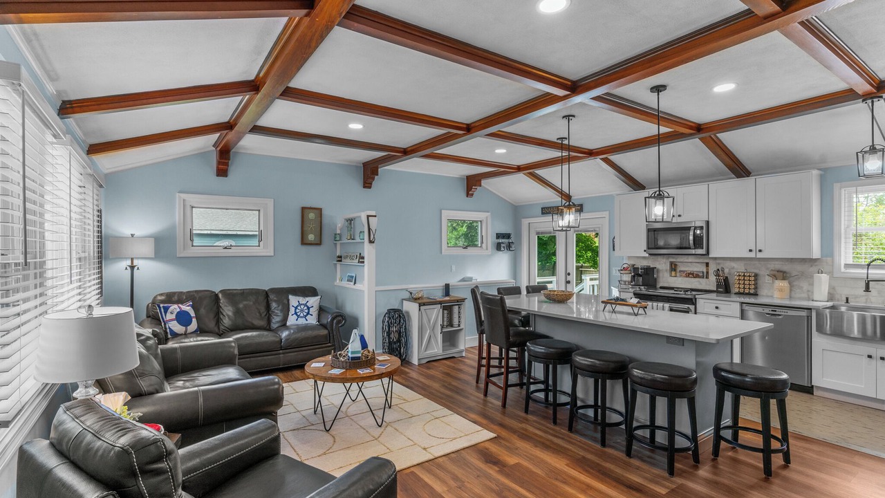 Photo of Livingroom in Narragansett Pier