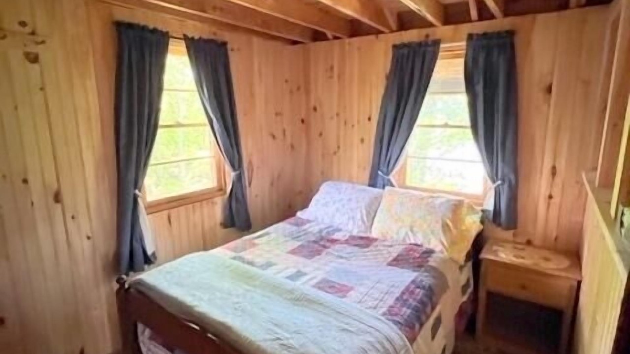 Photo of Bedroom in South Casco