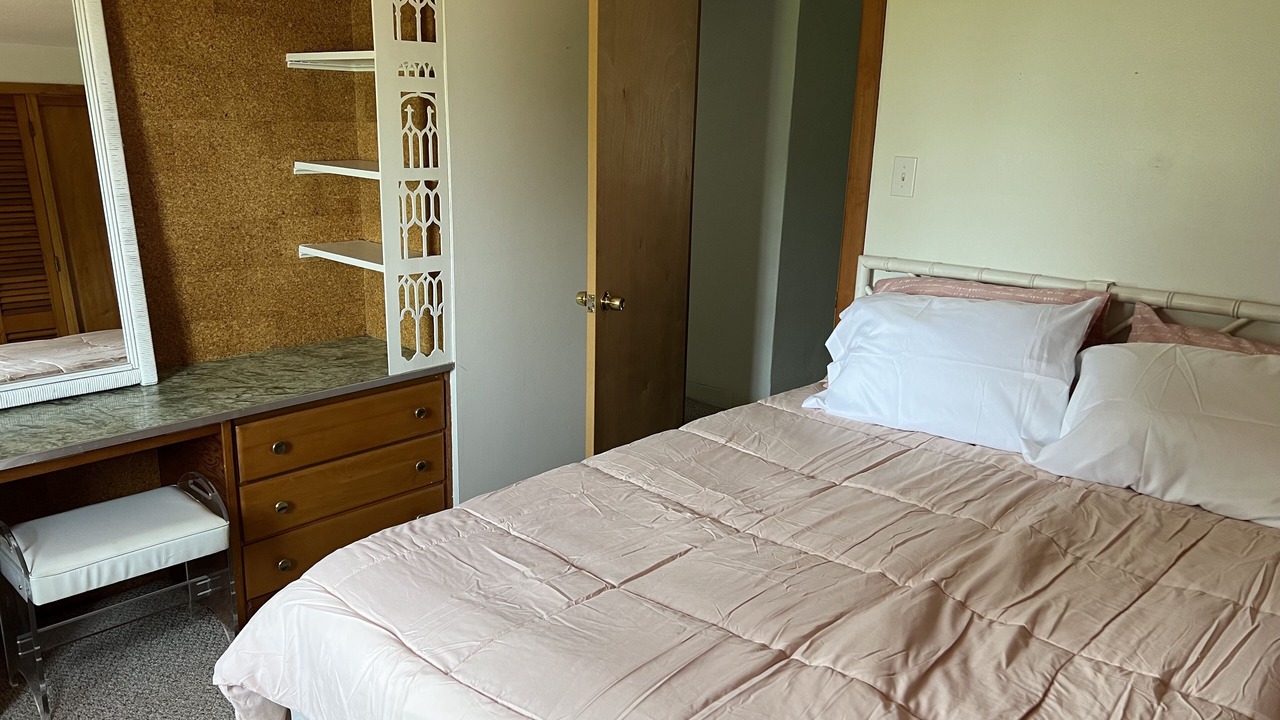 Photo of Bedroom in Harborcreek