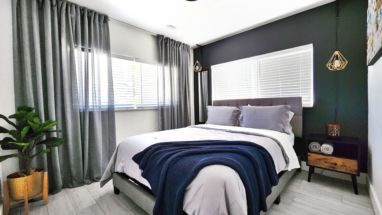 Photo of Bedroom in Central Fort Lauderdale
