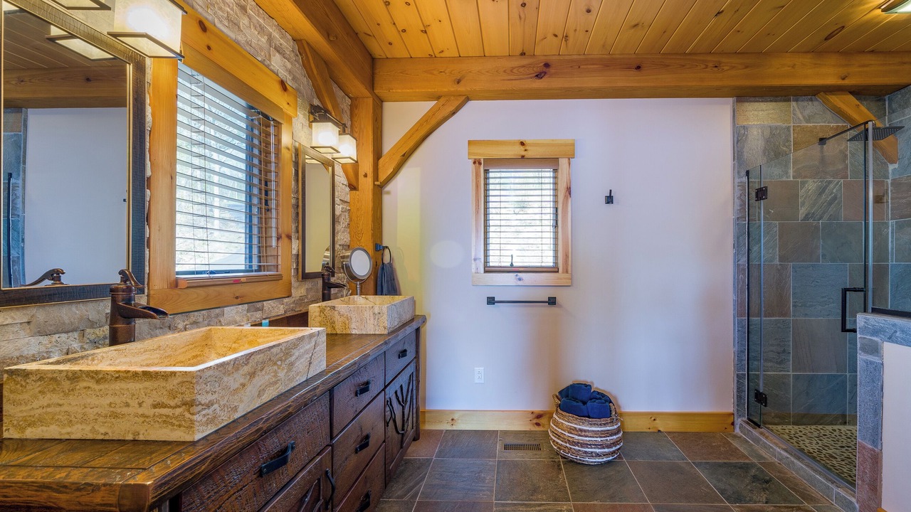 Photo of Bathroom in Burdett