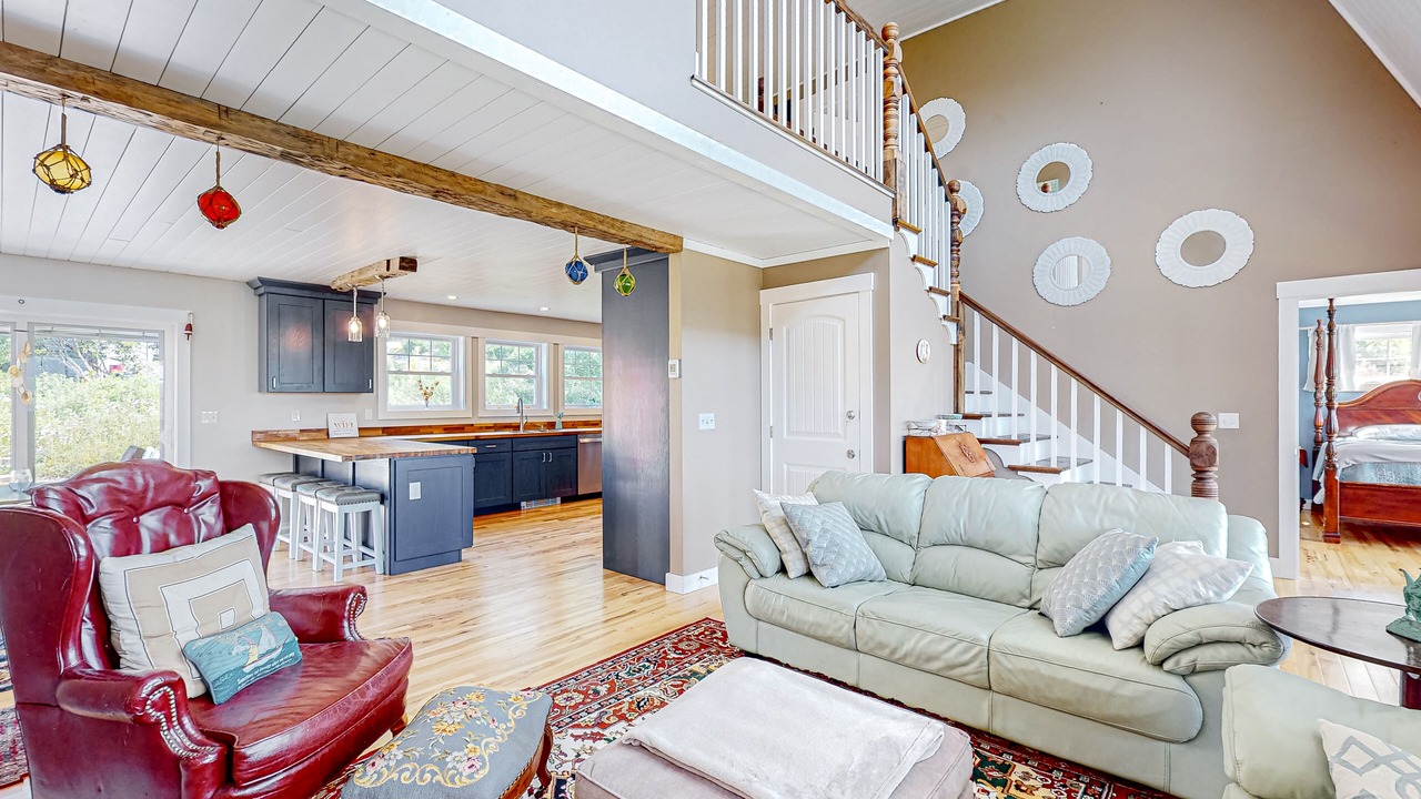 Photo of Livingroom in Bayville
