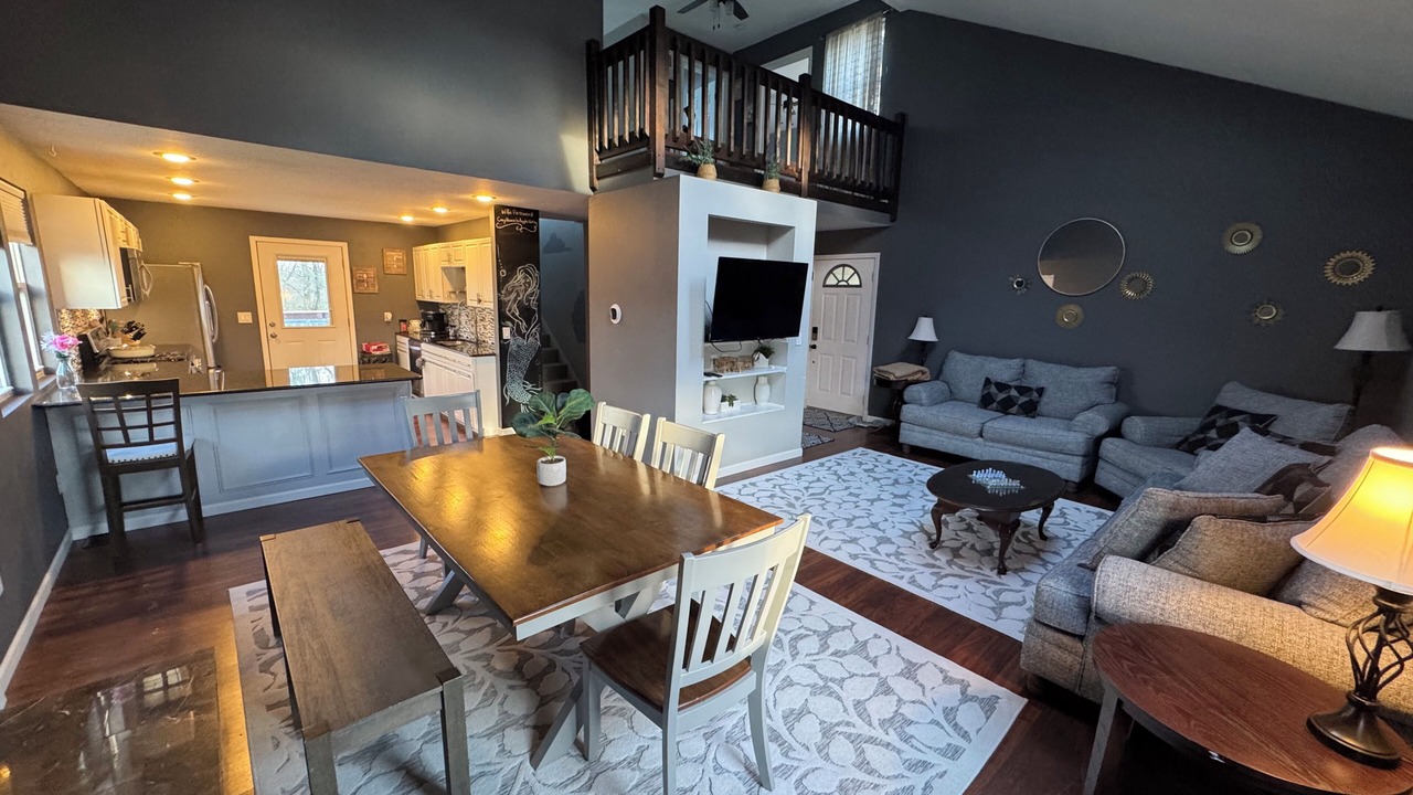 Photo of Livingroom in Howard