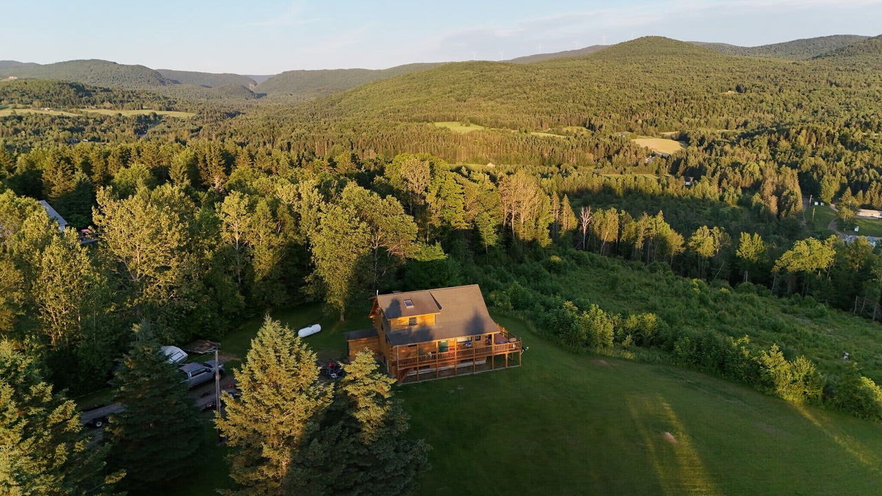 Photo of Outdoor in Colebrook