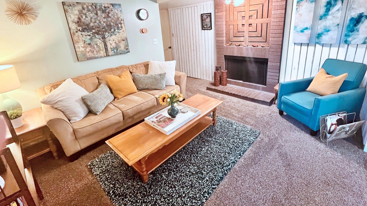 Photo of Livingroom in West Valley City