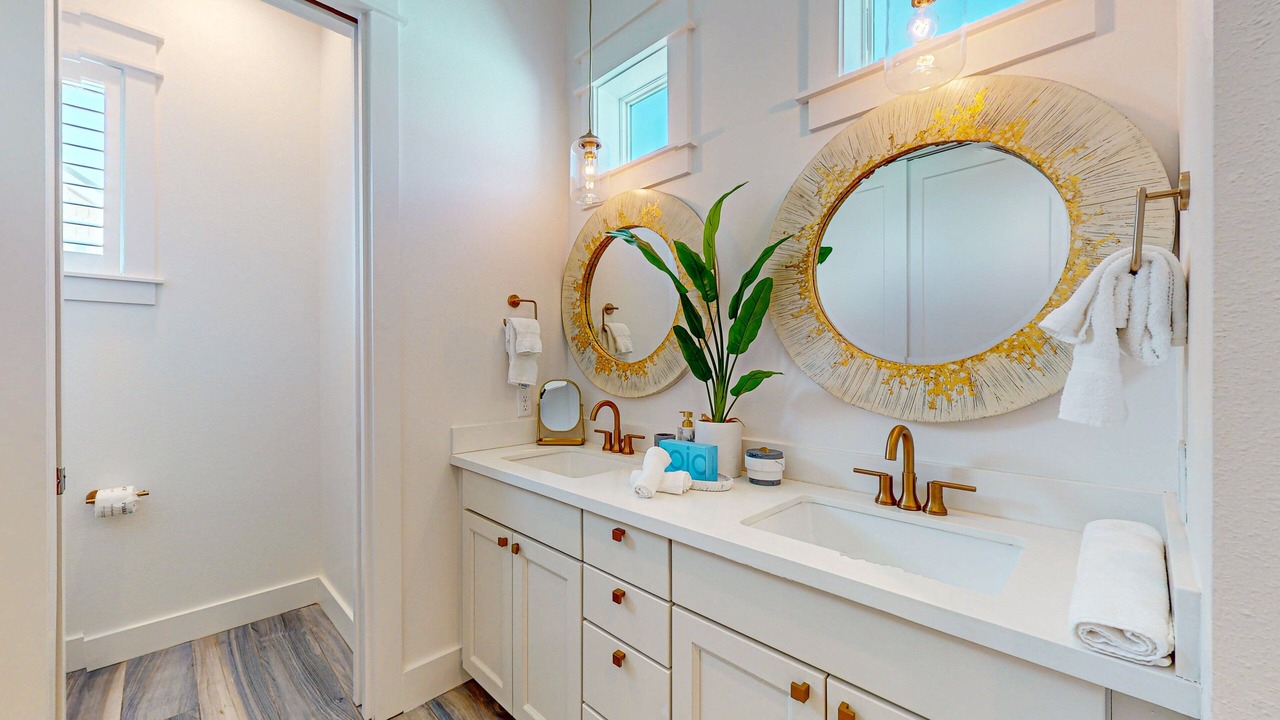Photo of Bathroom in Port Aransas