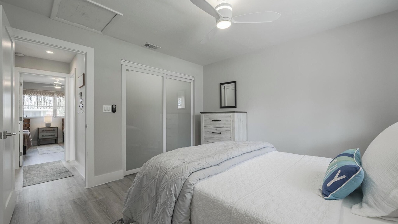 Photo of Bedroom in Naples Park