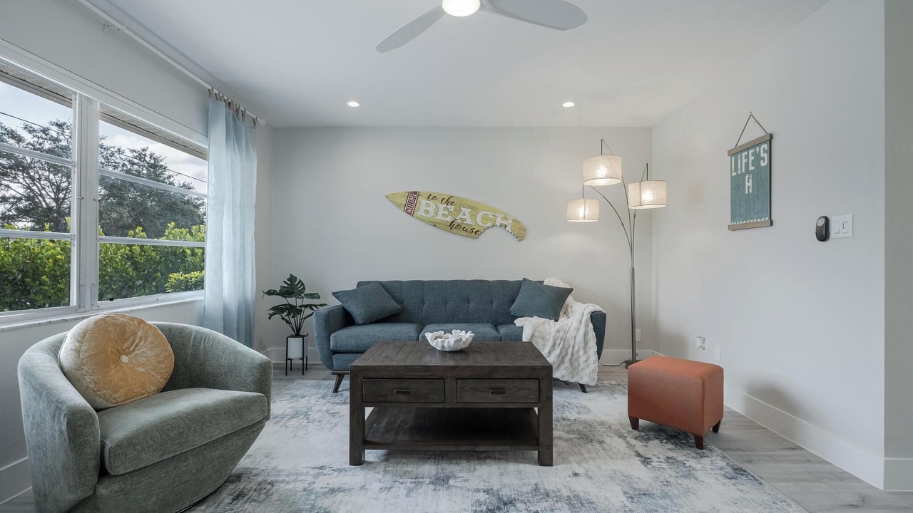 Photo of Livingroom in Naples Park