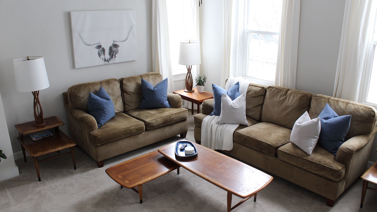 Photo of Livingroom in Cleveland