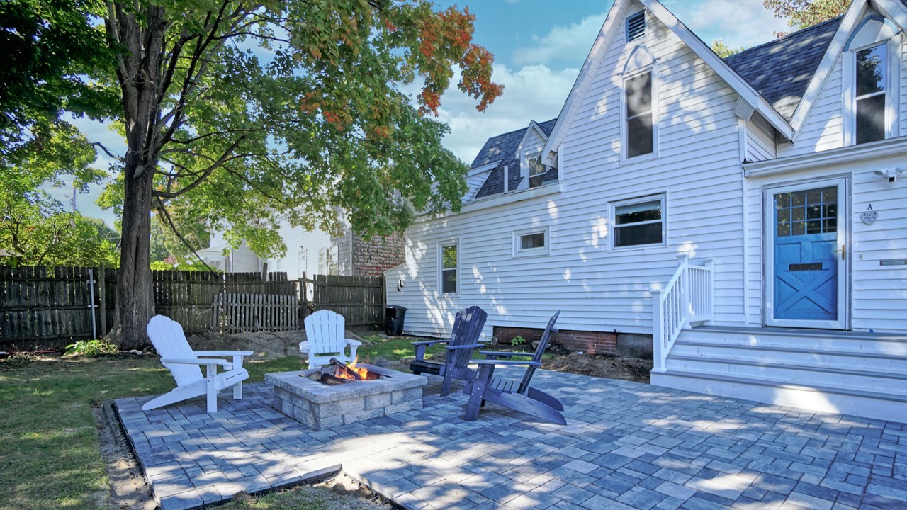 Photo of Patio Balcony in Old Orchard Beach