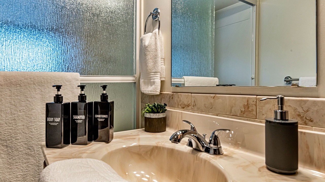 Photo of Bathroom in Monaca