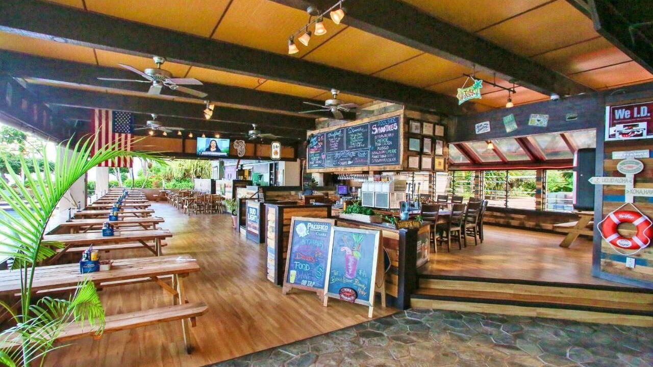 Photo of Others in Kahana