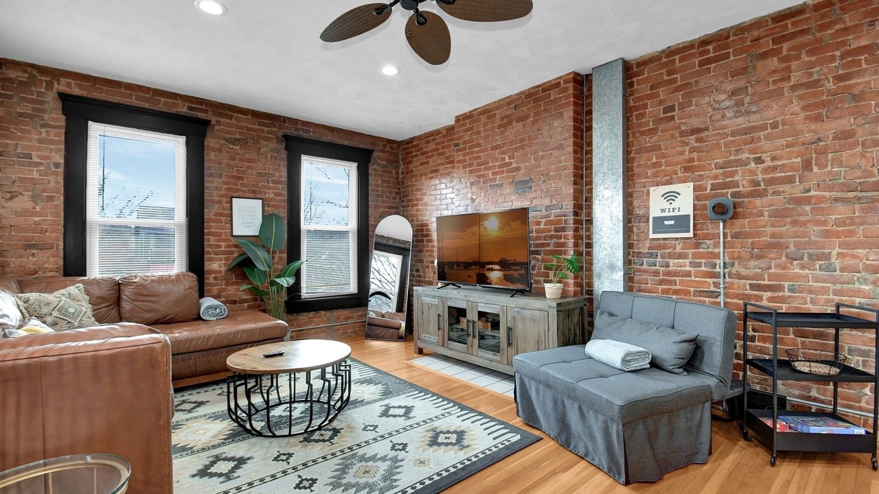 Photo of Livingroom in Olde Towne East