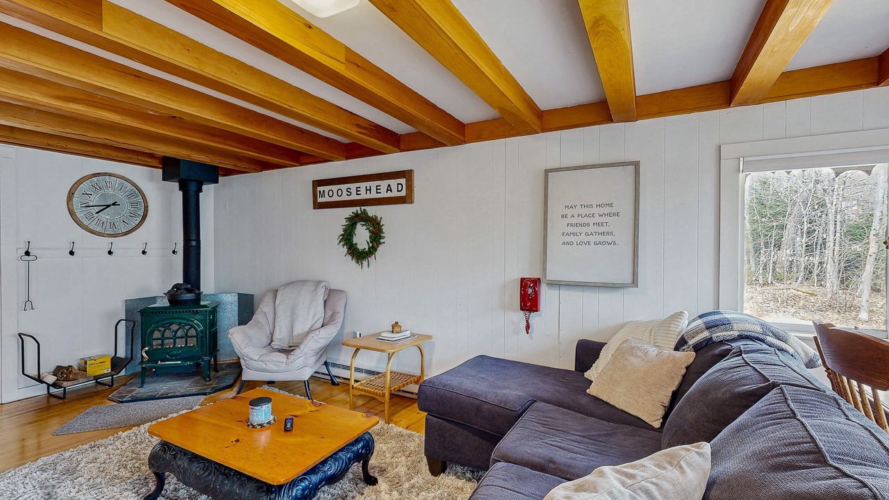 Photo of Livingroom in Greenville Junction