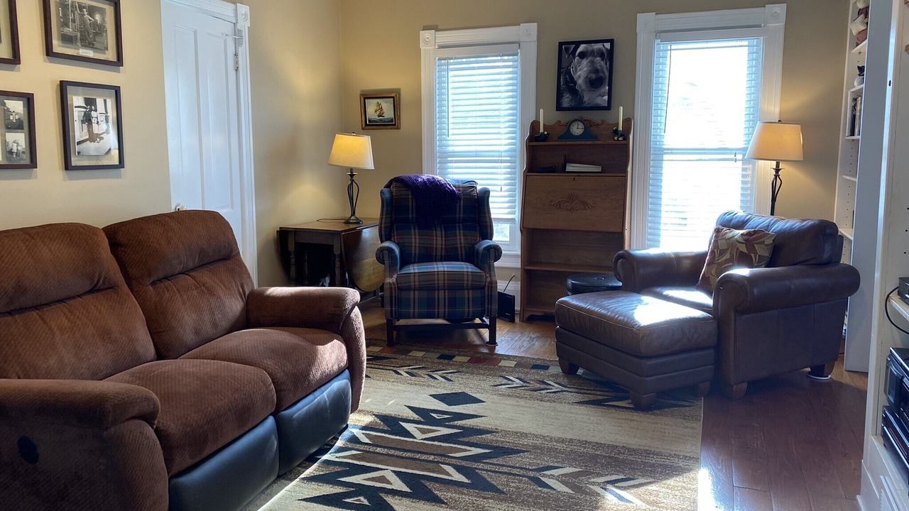 Photo of Livingroom in Hammondsport
