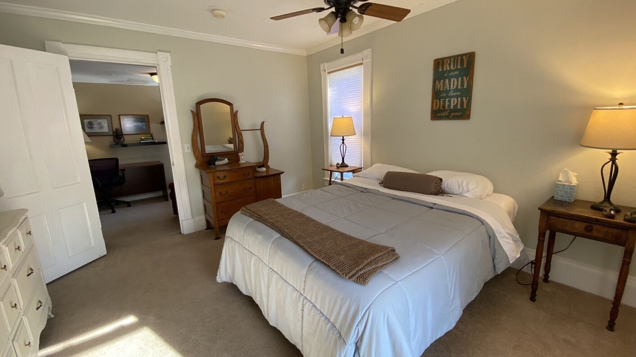 Photo of Bedroom in Hammondsport