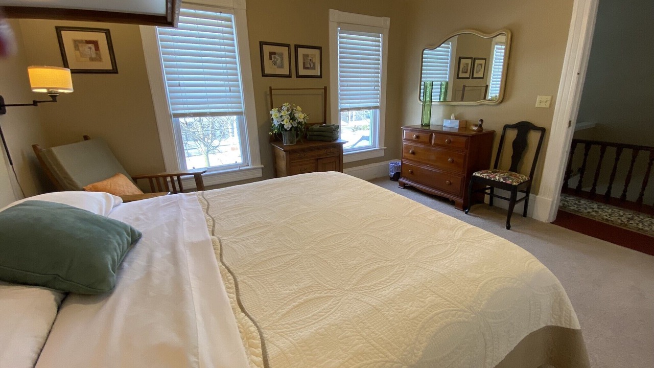 Photo of Bedroom in Hammondsport