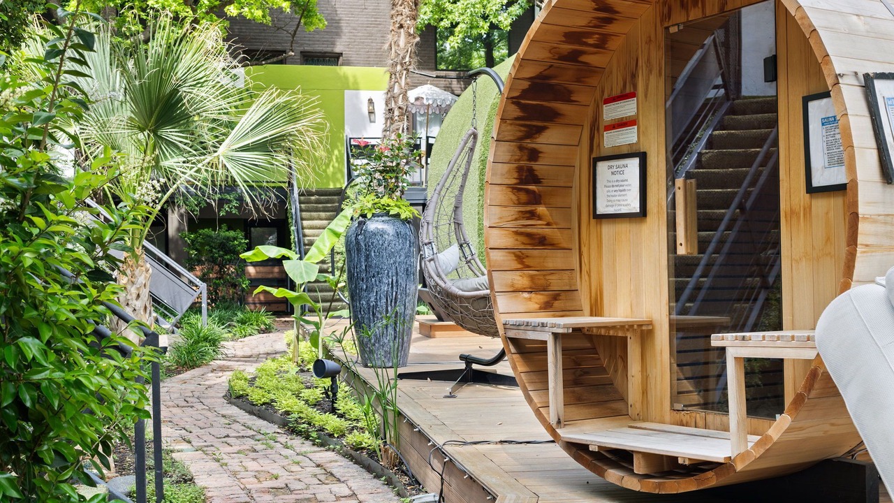 Photo of Outdoor in Peak's Suburban Addition