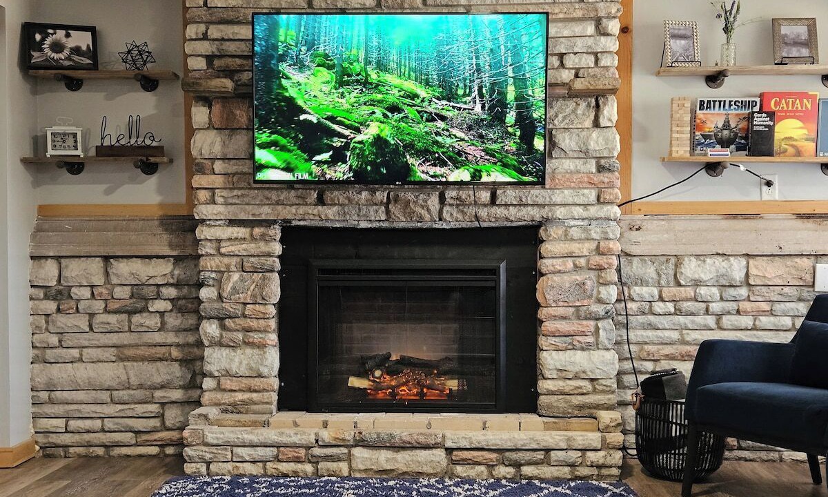 Photo of Livingroom in Grove City