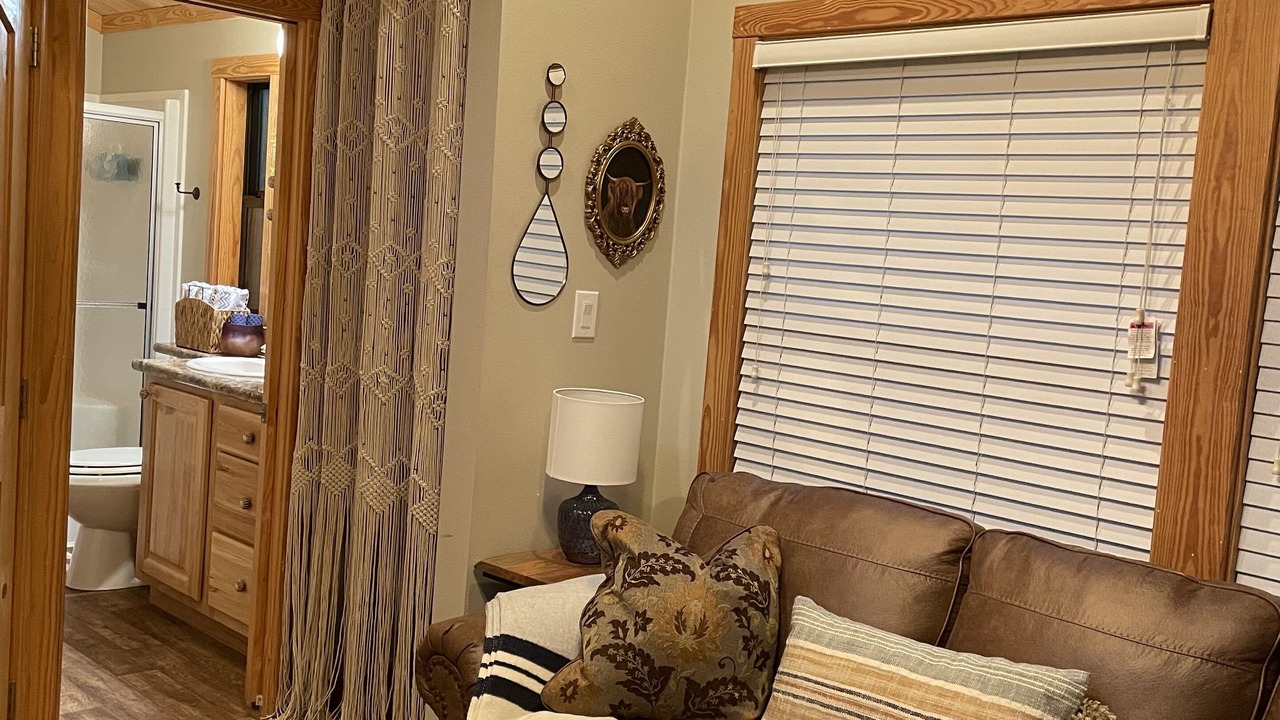 Photo of Livingroom in Mineola