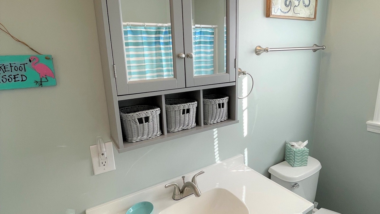 Photo of Bathroom in Buckeye Lake