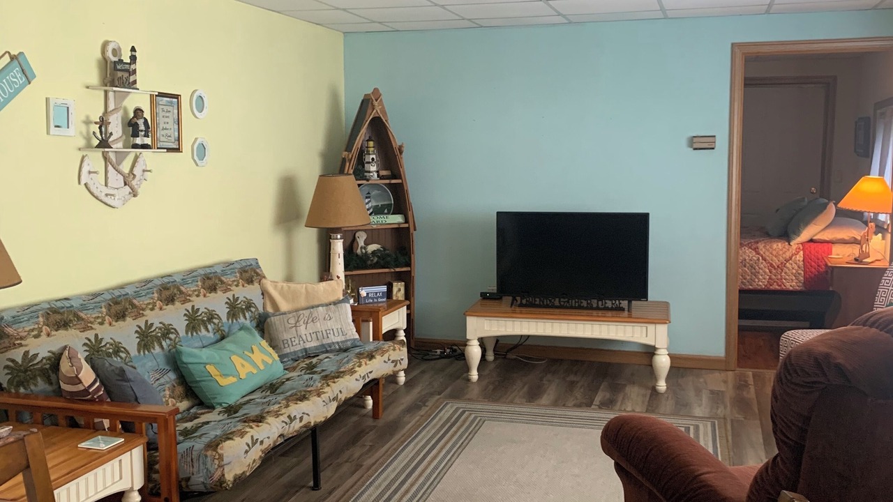 Photo of Bedroom in Grove