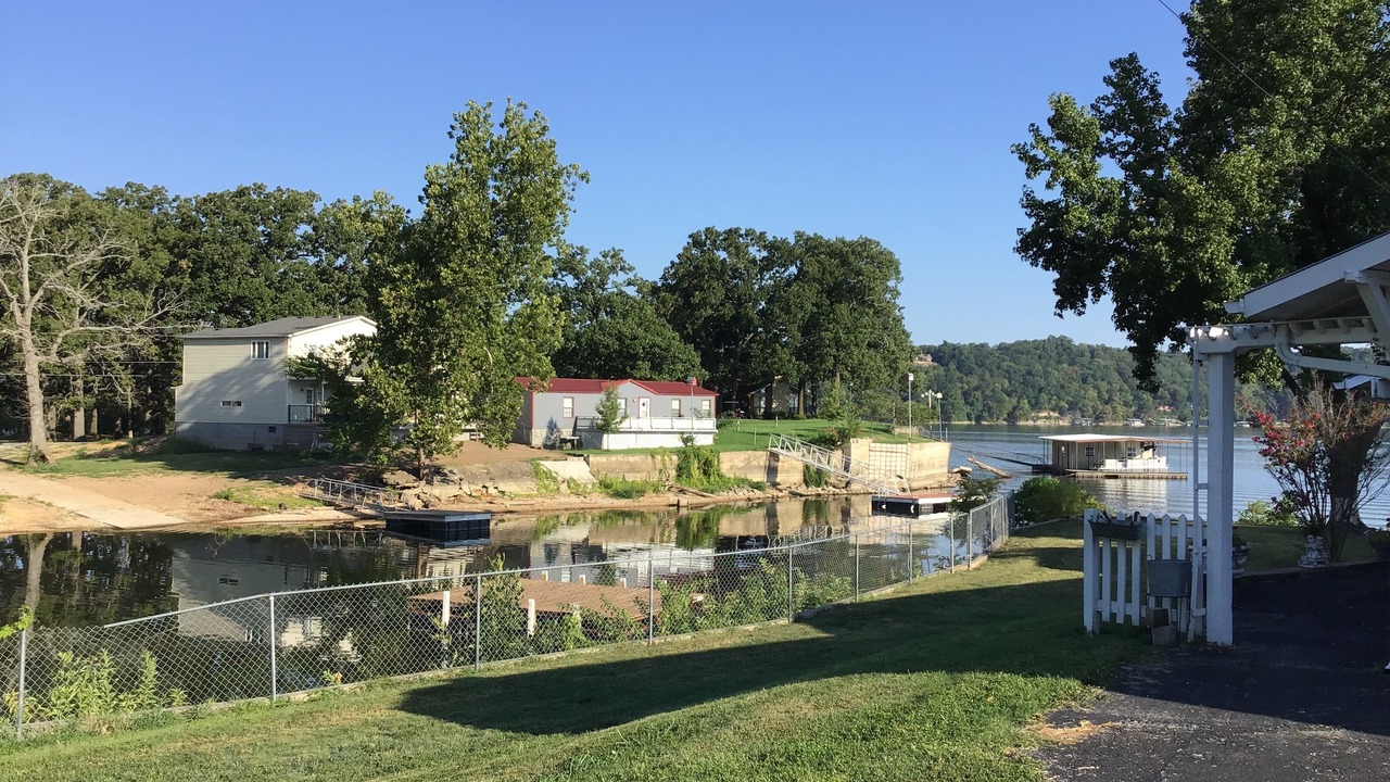 Photo of Outdoor in Grove