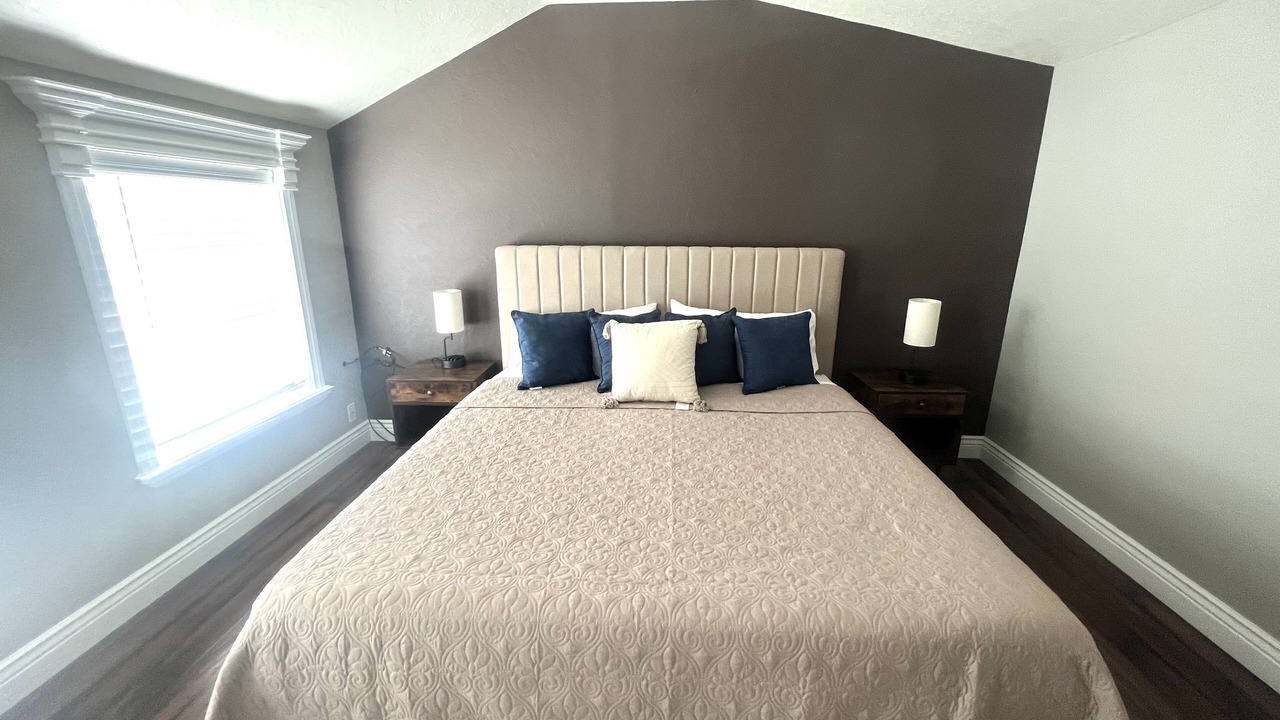 Photo of Bedroom in Torrey