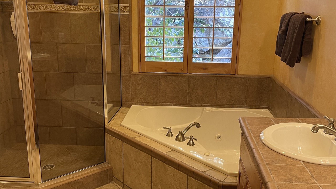 Photo of Bathroom in Wolf Creek