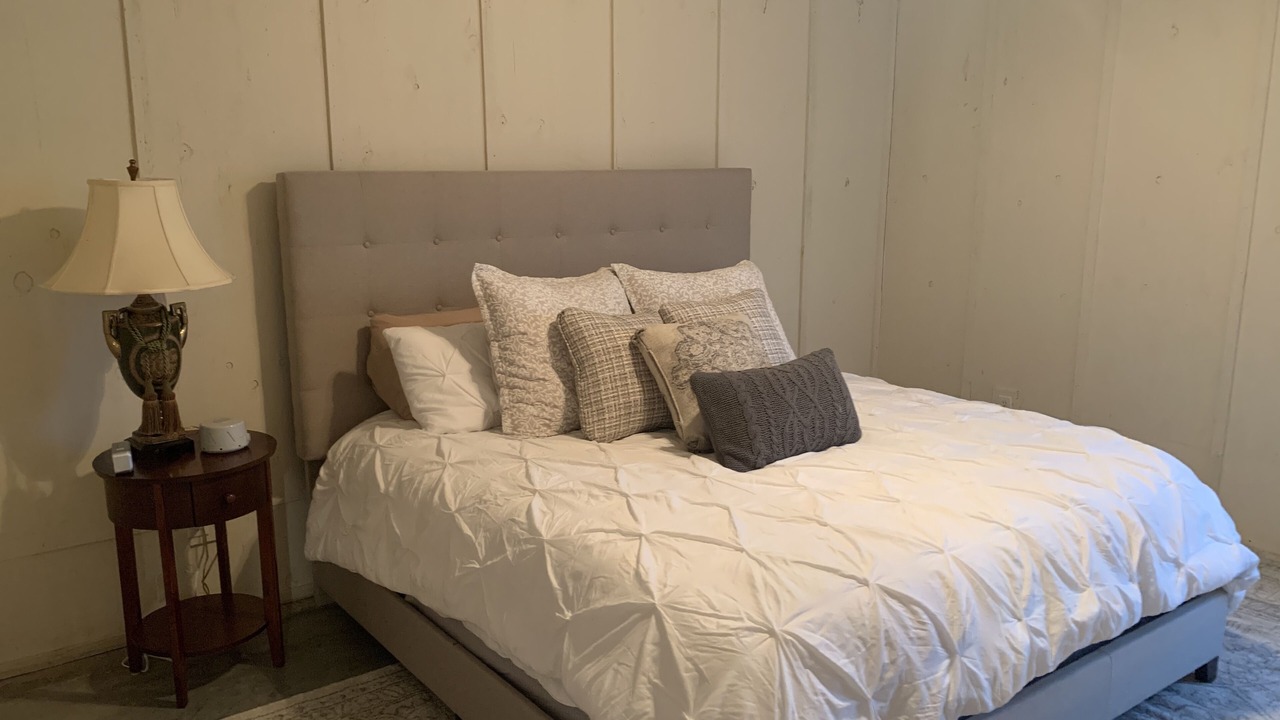 Photo of Bedroom in Sulphur Springs