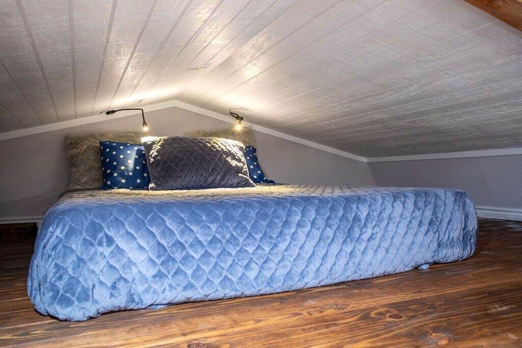Photo of Bedroom in Wood County