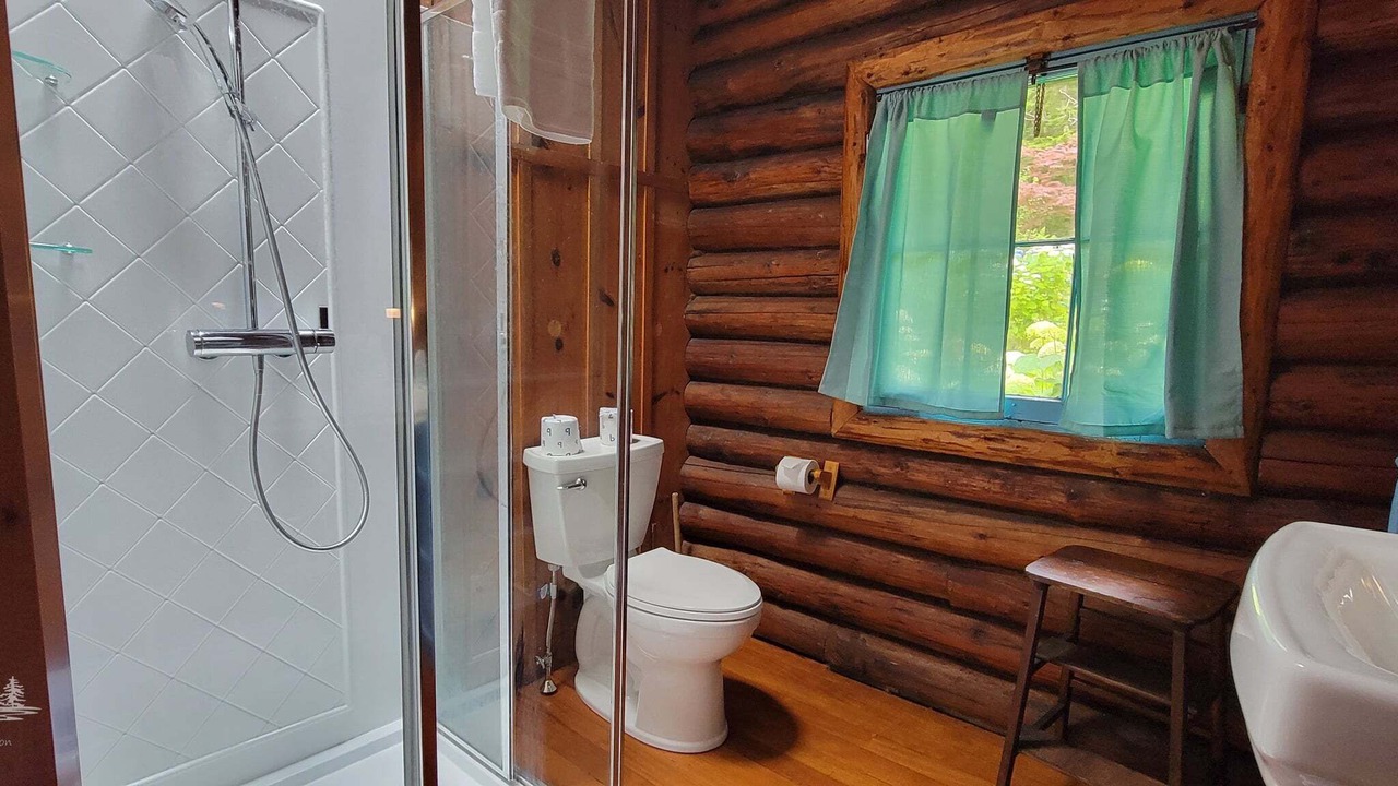 Photo of Bathroom in East Boothbay