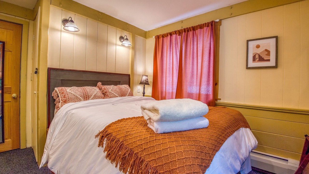 Photo of Bedroom in North Conway