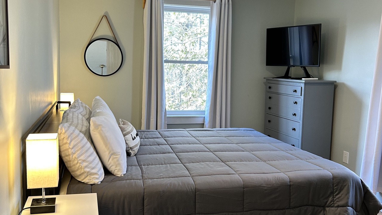 Photo of Bedroom in Litchfield