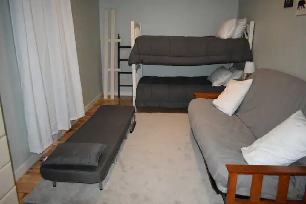 Photo of Livingroom in Litchfield