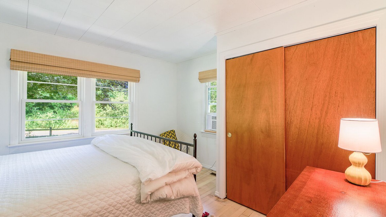 Photo of Bedroom in Cushing