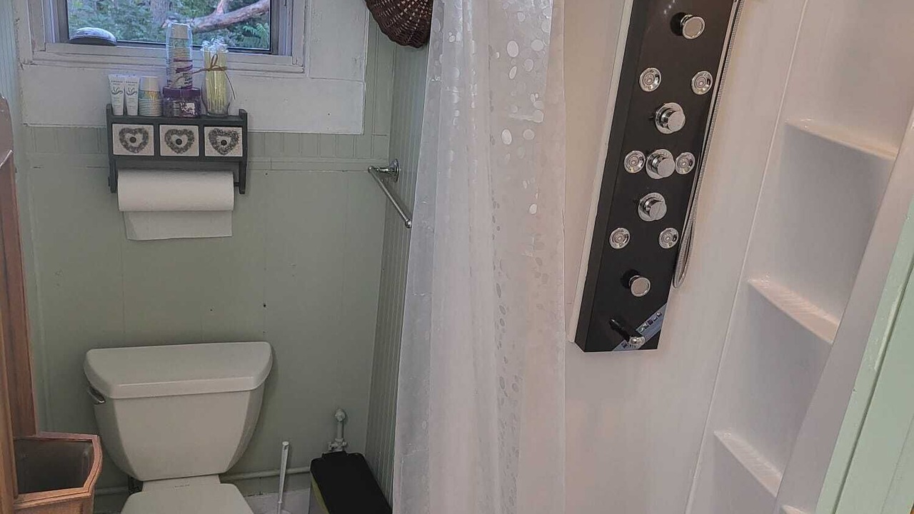 Photo of Bathroom in Jamestown