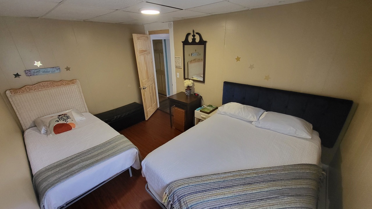 Photo of Bedroom in Jamestown